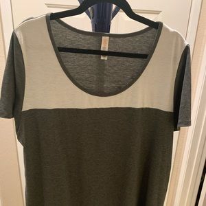 Lularoe Classic Tee